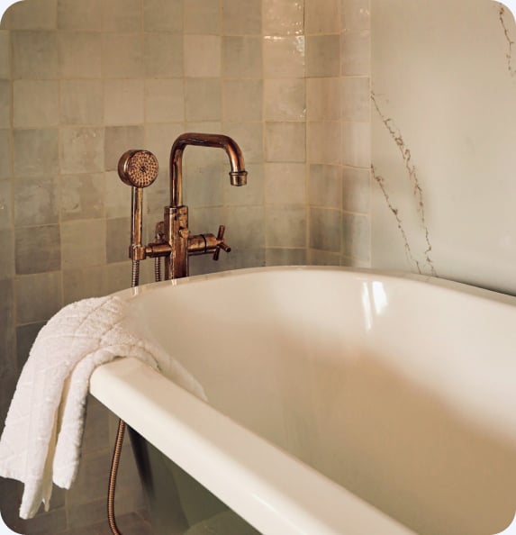 Bathtub